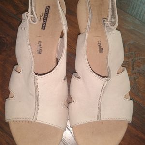 Clarks Comfortable Wedge Sandals Nude 9 8.5